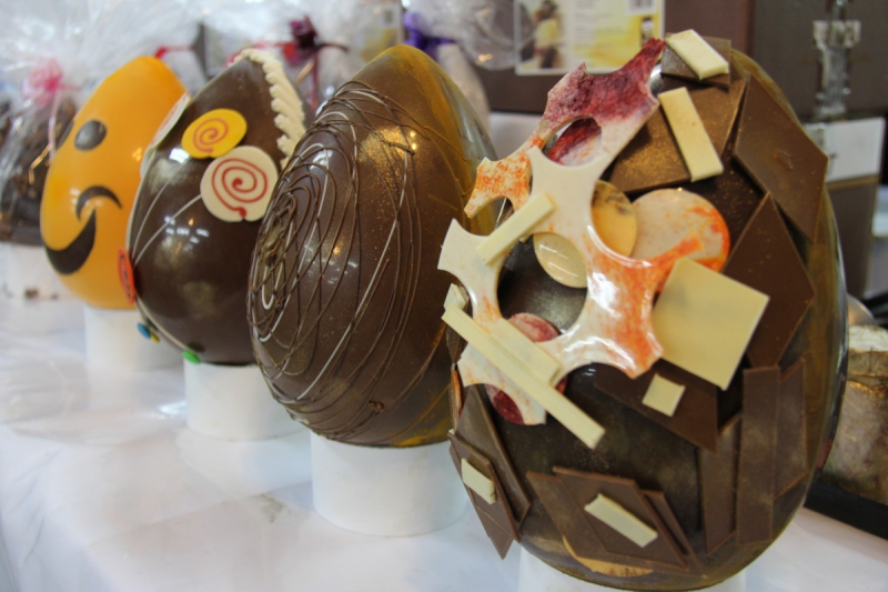 boulangerie-CALLIAN-min_chocolate_factory_eggs_easter-897028